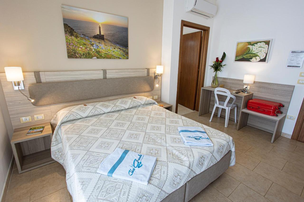 Aia Grande Bed and Breakfast Uggiano La Chiesa Exteriör bild