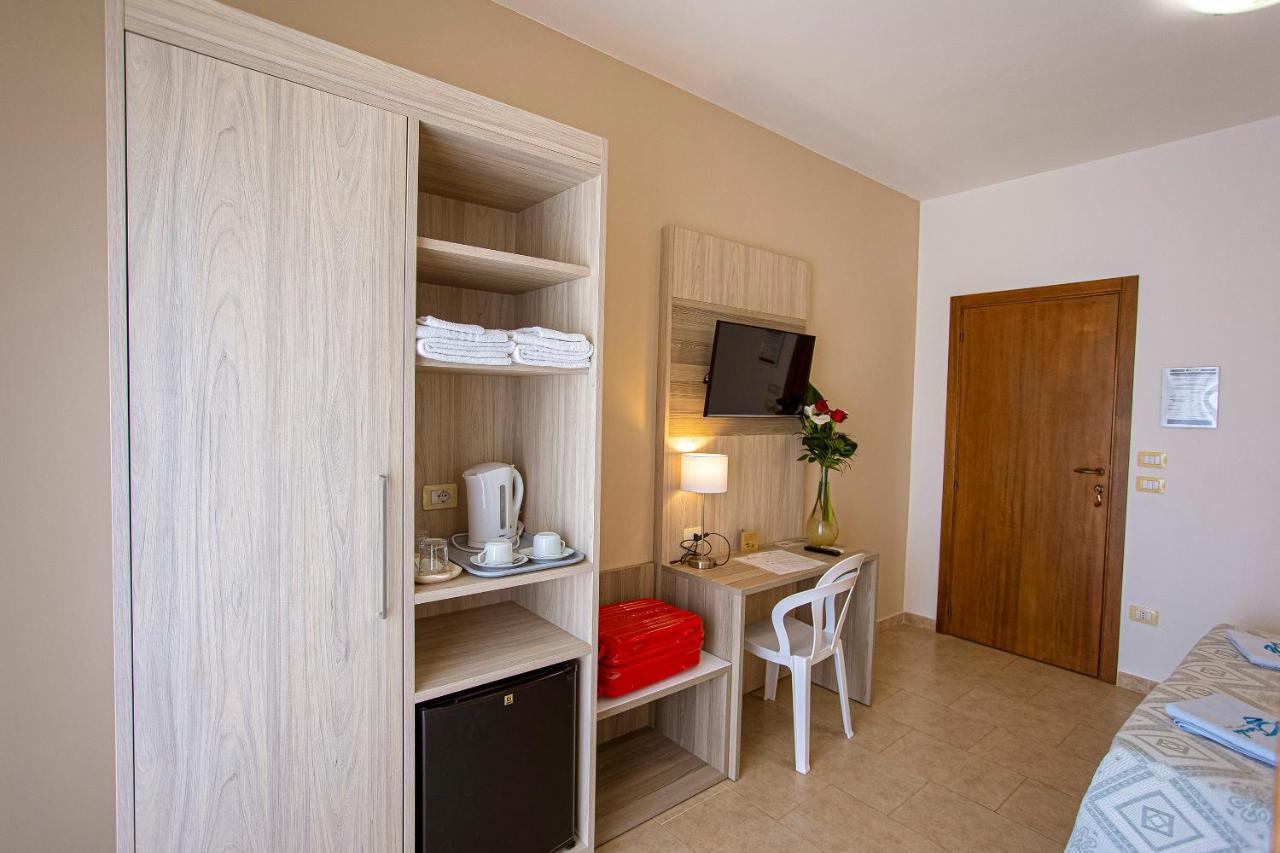 Aia Grande Bed and Breakfast Uggiano La Chiesa Exteriör bild